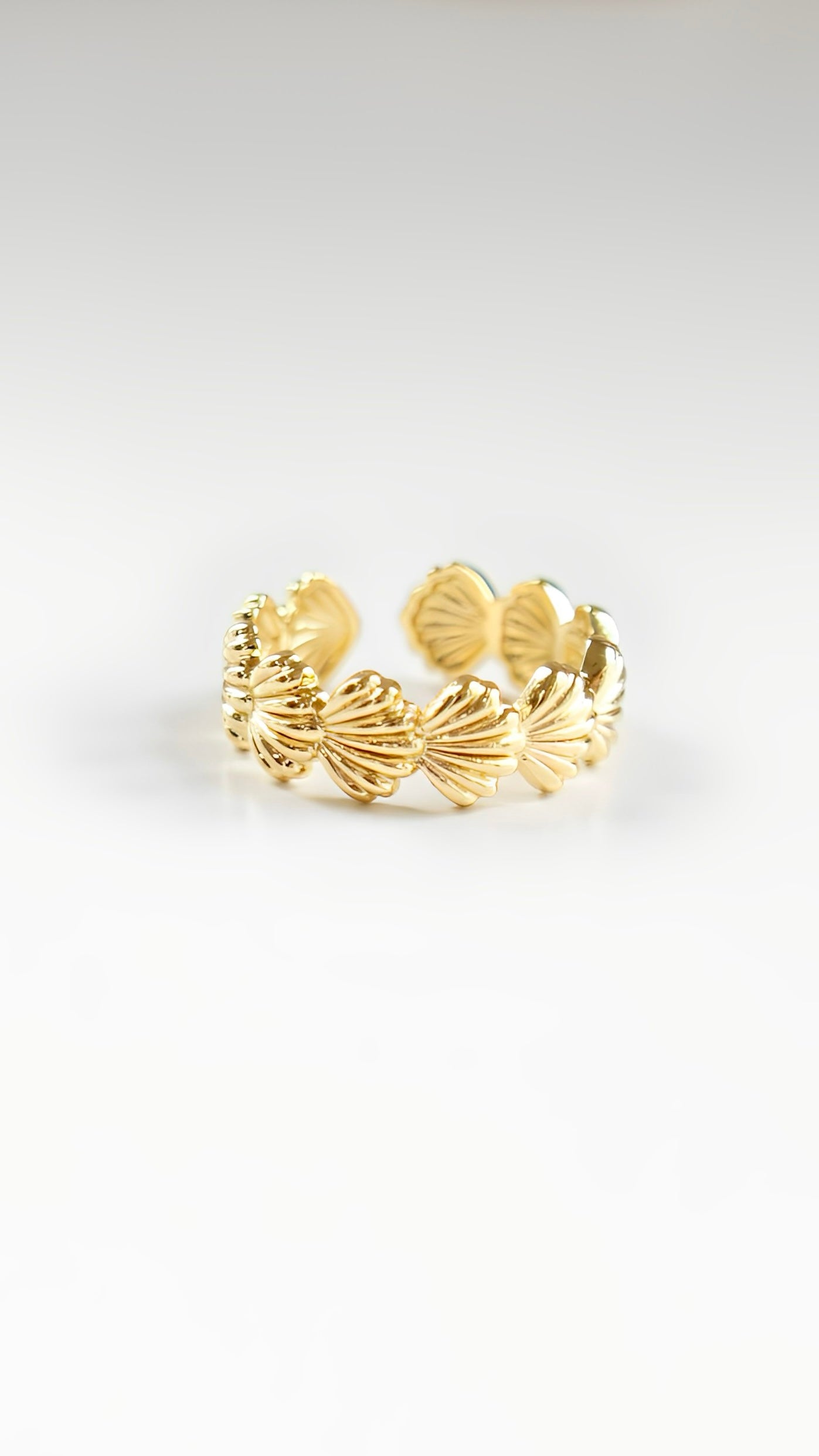 Shell Adjustable Ring