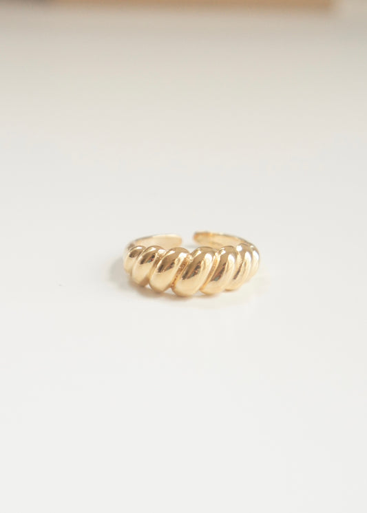 Croissant Ring